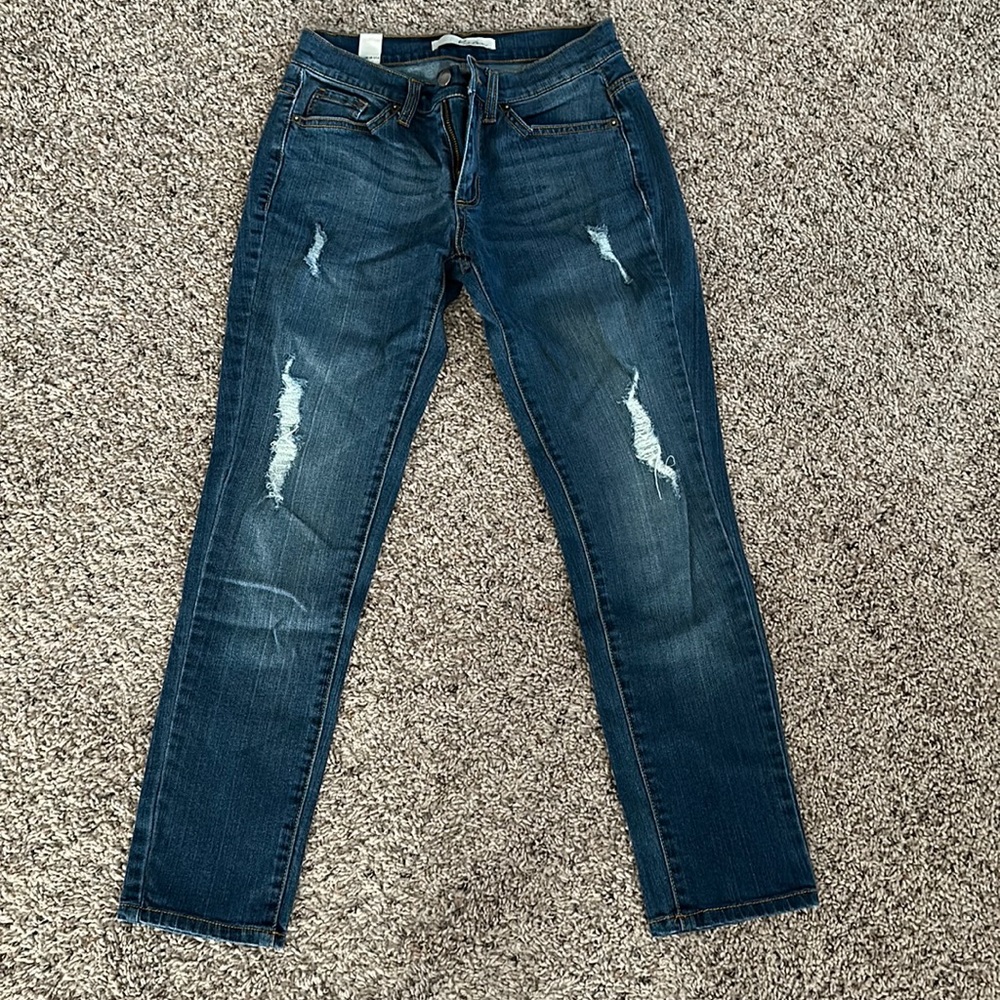 Distressed Crop Jeans